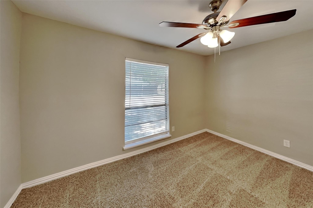 6560 Chinaberry Trail - Photo 13