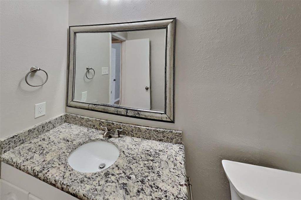 6560 Chinaberry Trail - Photo 15