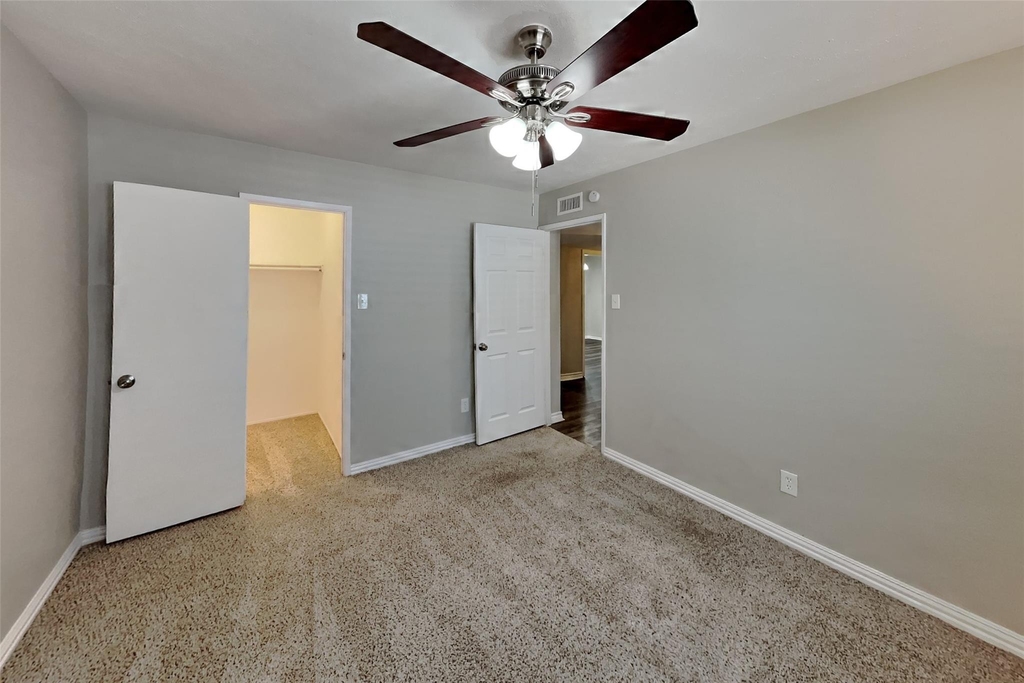 6560 Chinaberry Trail - Photo 12