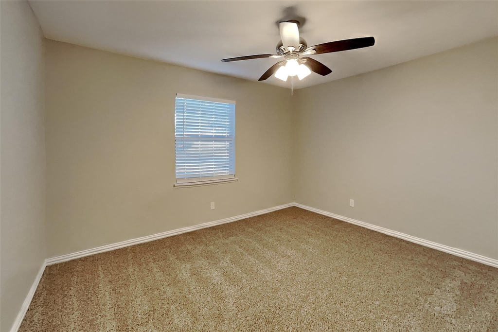 5905 Cedar Lane - Photo 11