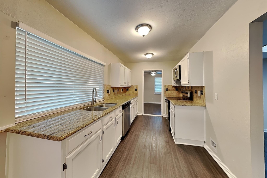 5905 Cedar Lane - Photo 3