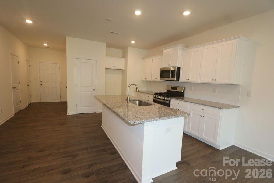 2748 Trinity Street - Photo 4