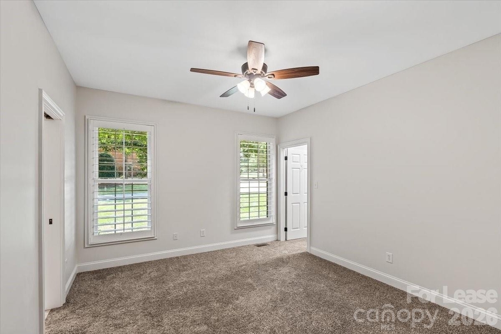 7832 Chapel Creek Drive - Photo 27
