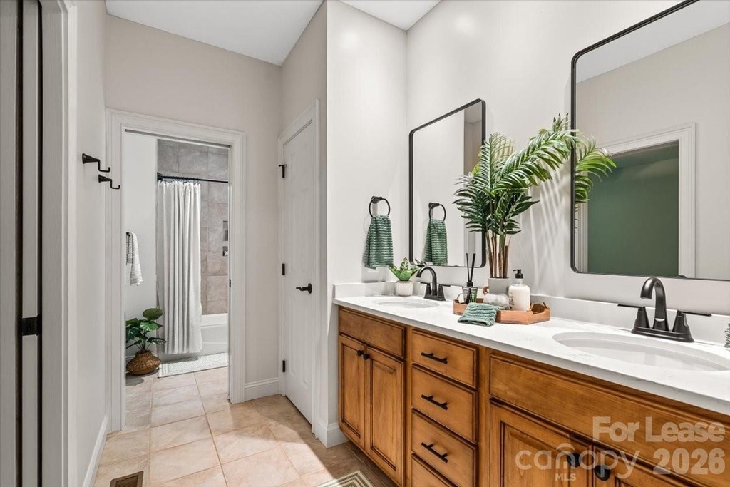 7832 Chapel Creek Drive - Photo 26