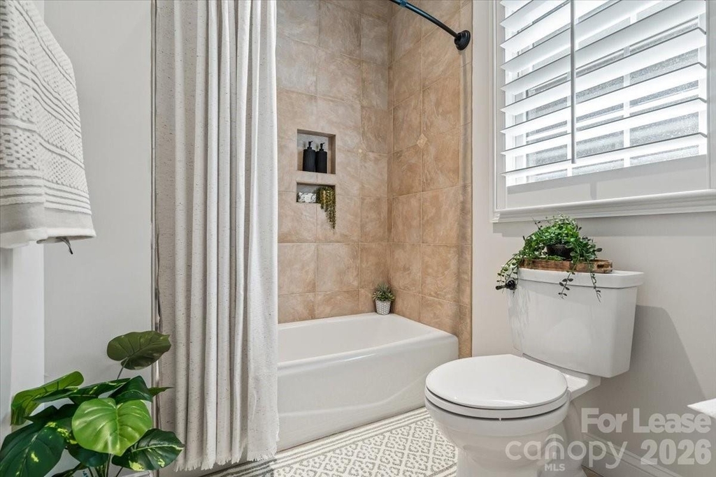 7832 Chapel Creek Drive - Photo 25