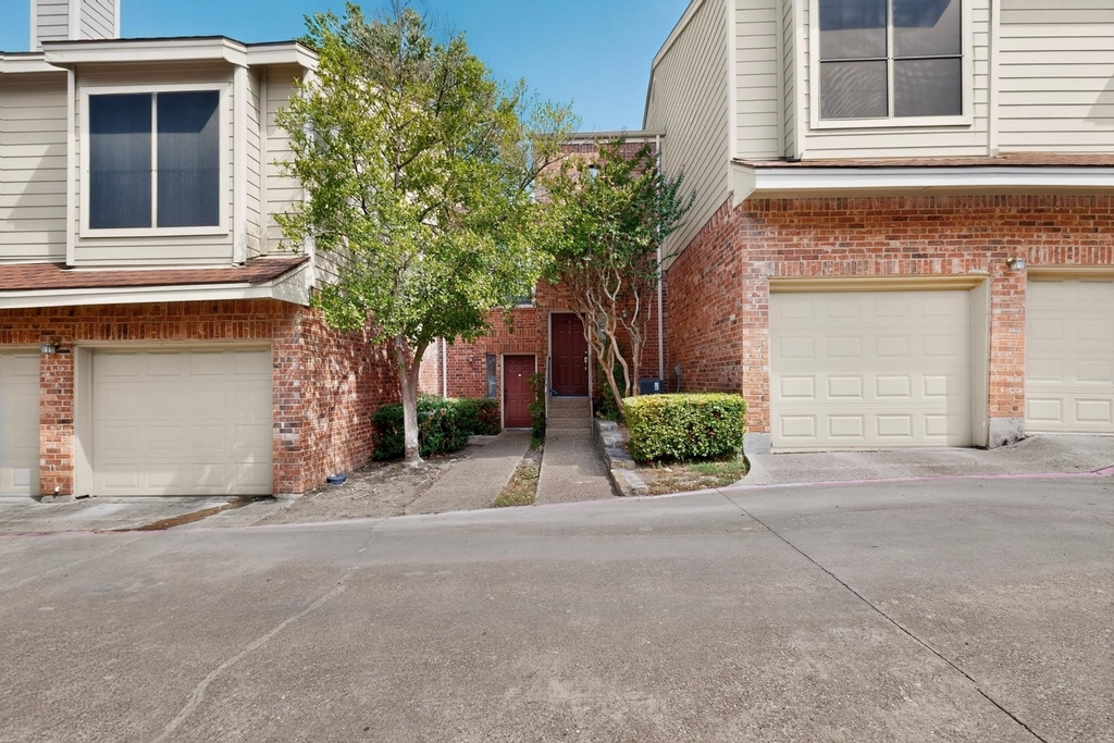 5619 Preston Oaks Road - Photo 4