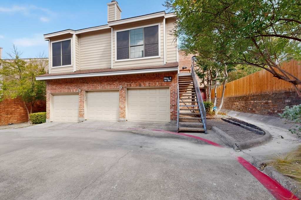 5619 Preston Oaks Road - Photo 2