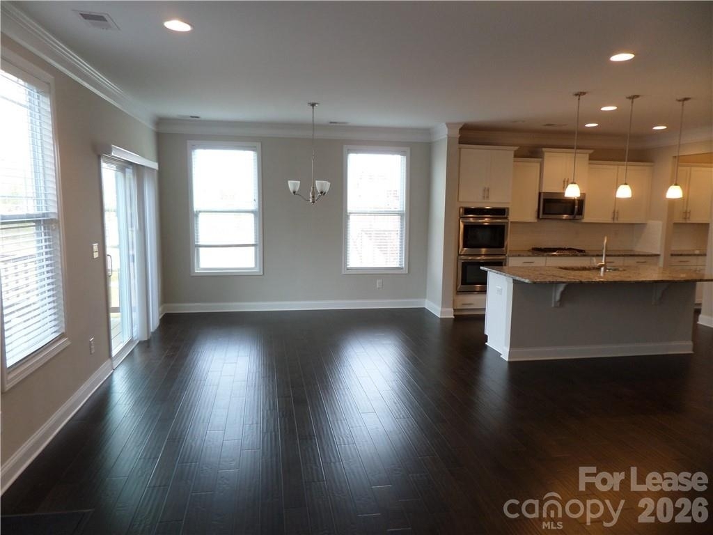 9515 Inverness Bay Road - Photo 5