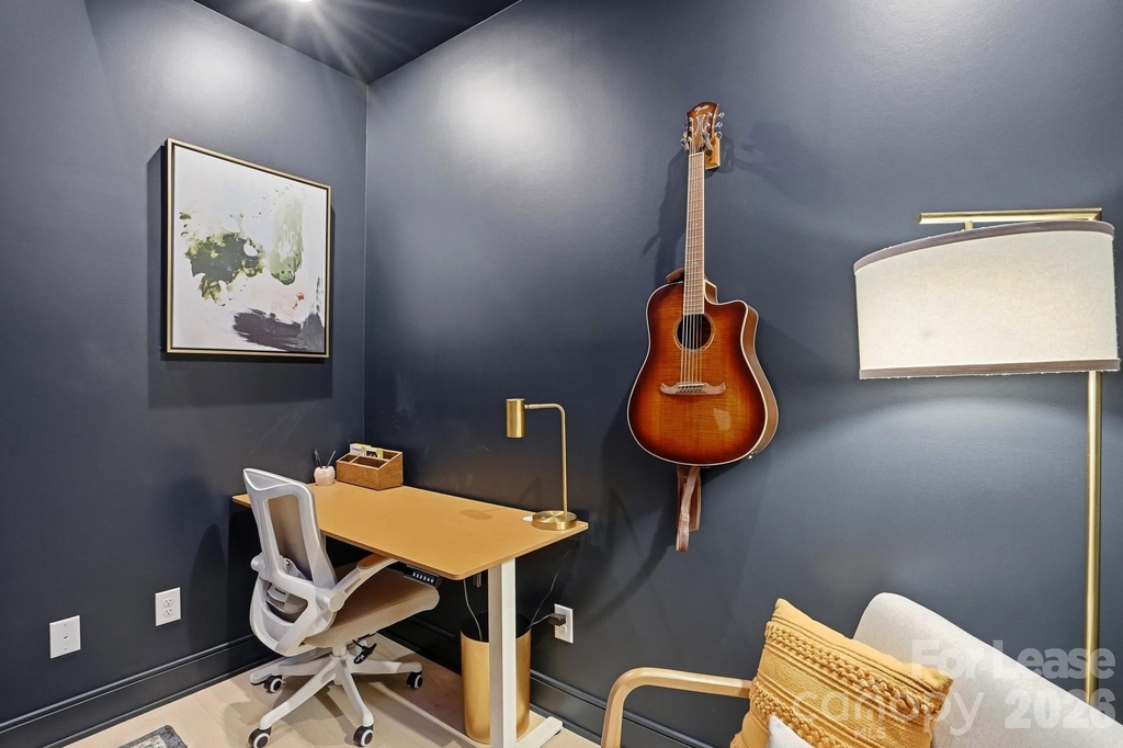 3301 Spencer Street - Photo 32