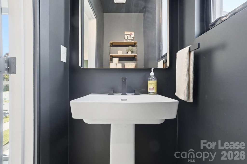 3301 Spencer Street - Photo 22
