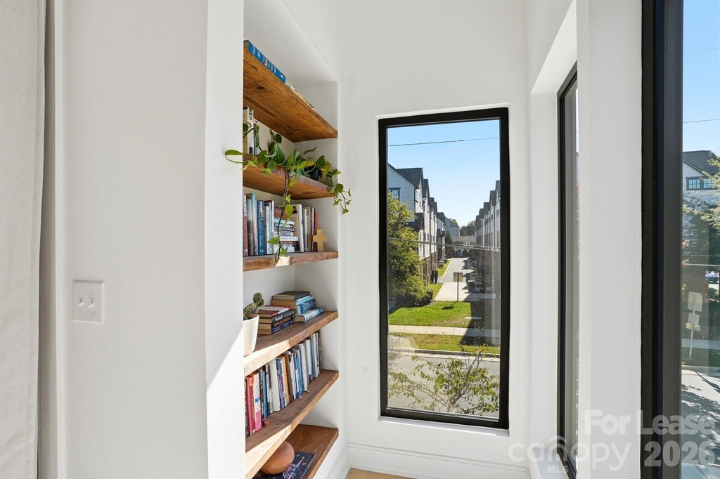 3301 Spencer Street - Photo 19