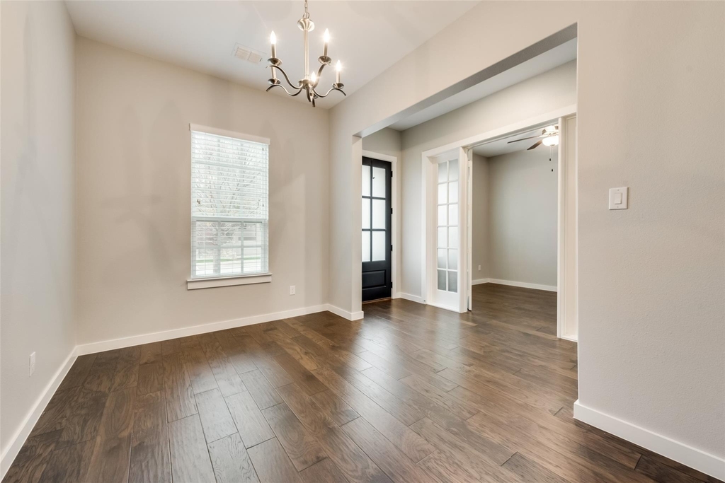8712 Ice House Drive - Photo 5