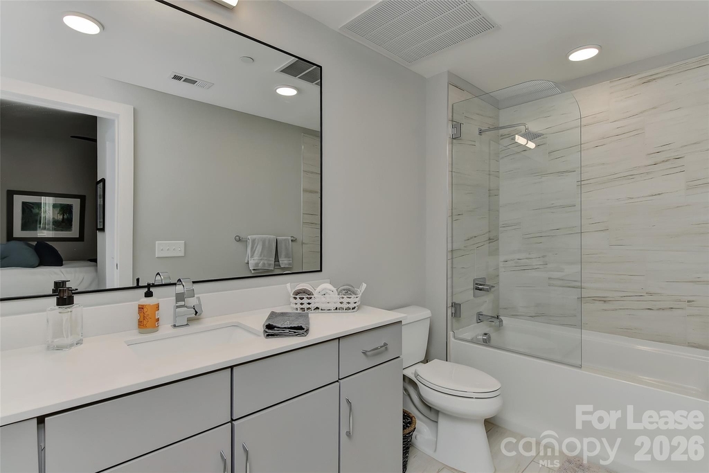 2401 Euclid Avenue - Photo 16