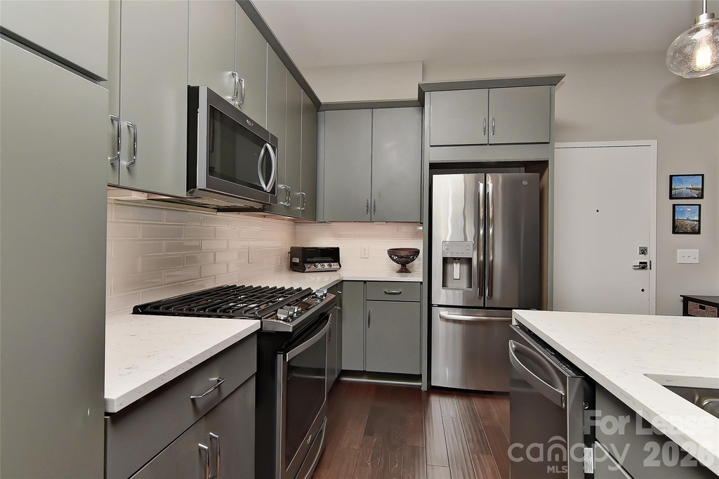2401 Euclid Avenue - Photo 10