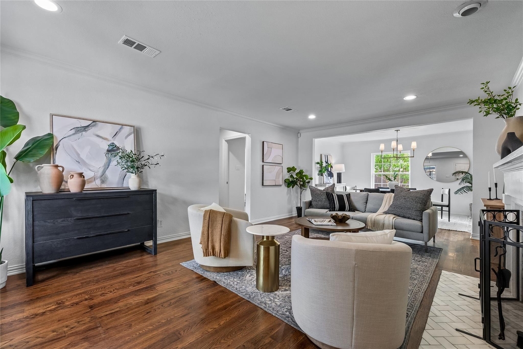 5018 Wateka Drive - Photo 1