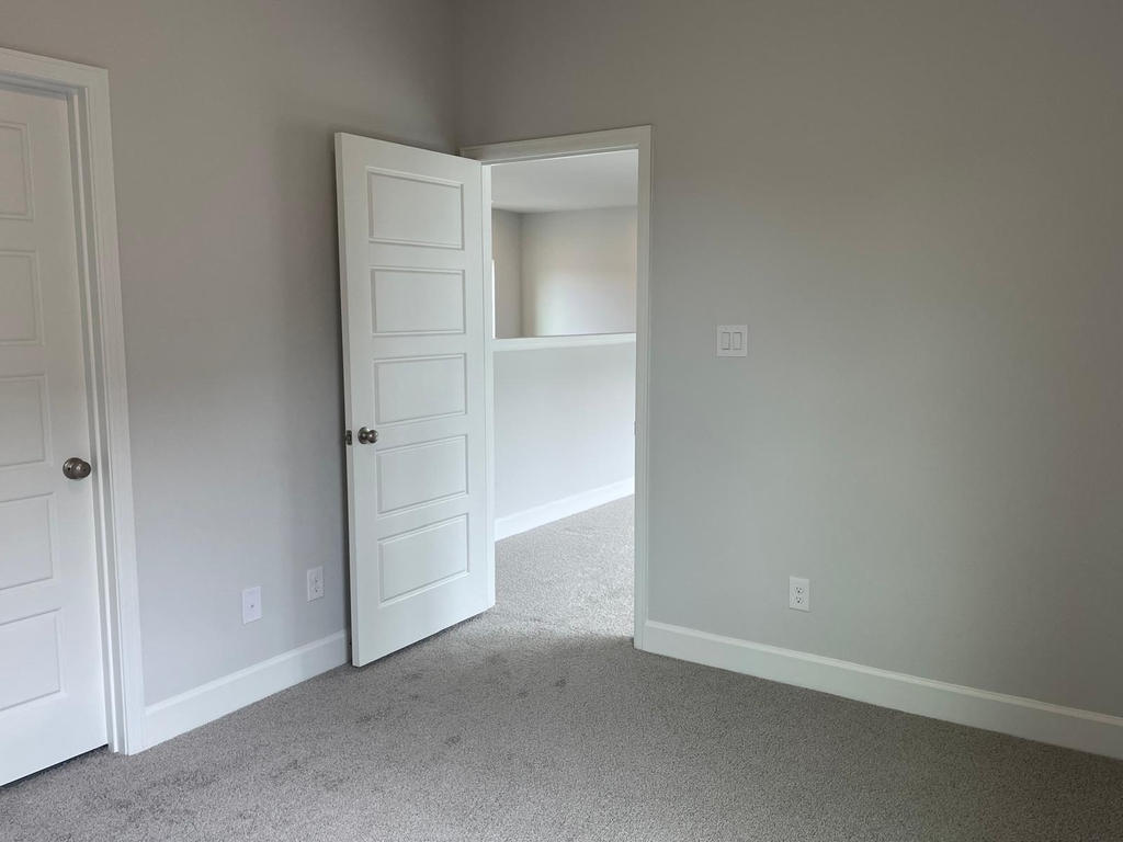 2616 Griffith Mews - Photo 32