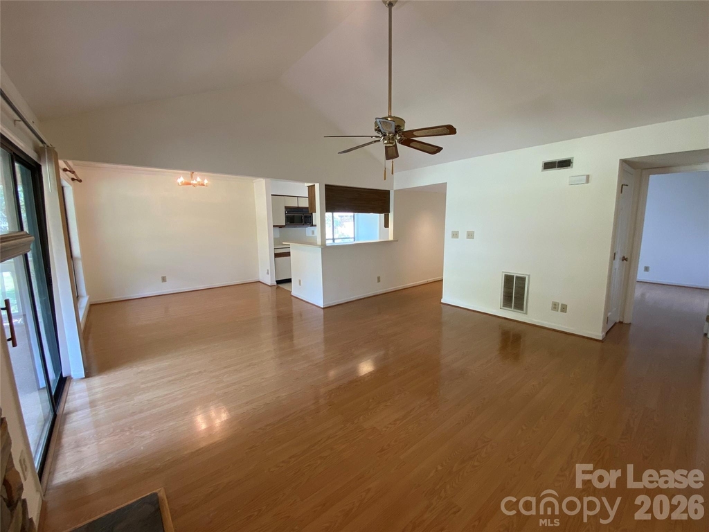7962 Greenside Court - Photo 1