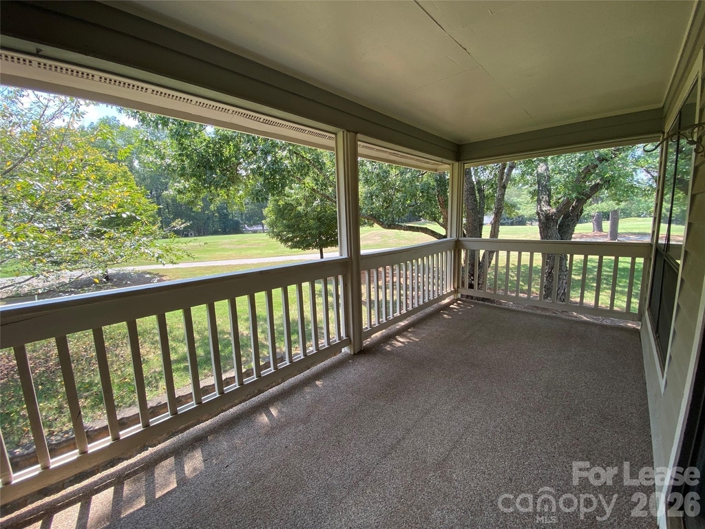 7962 Greenside Court - Photo 27