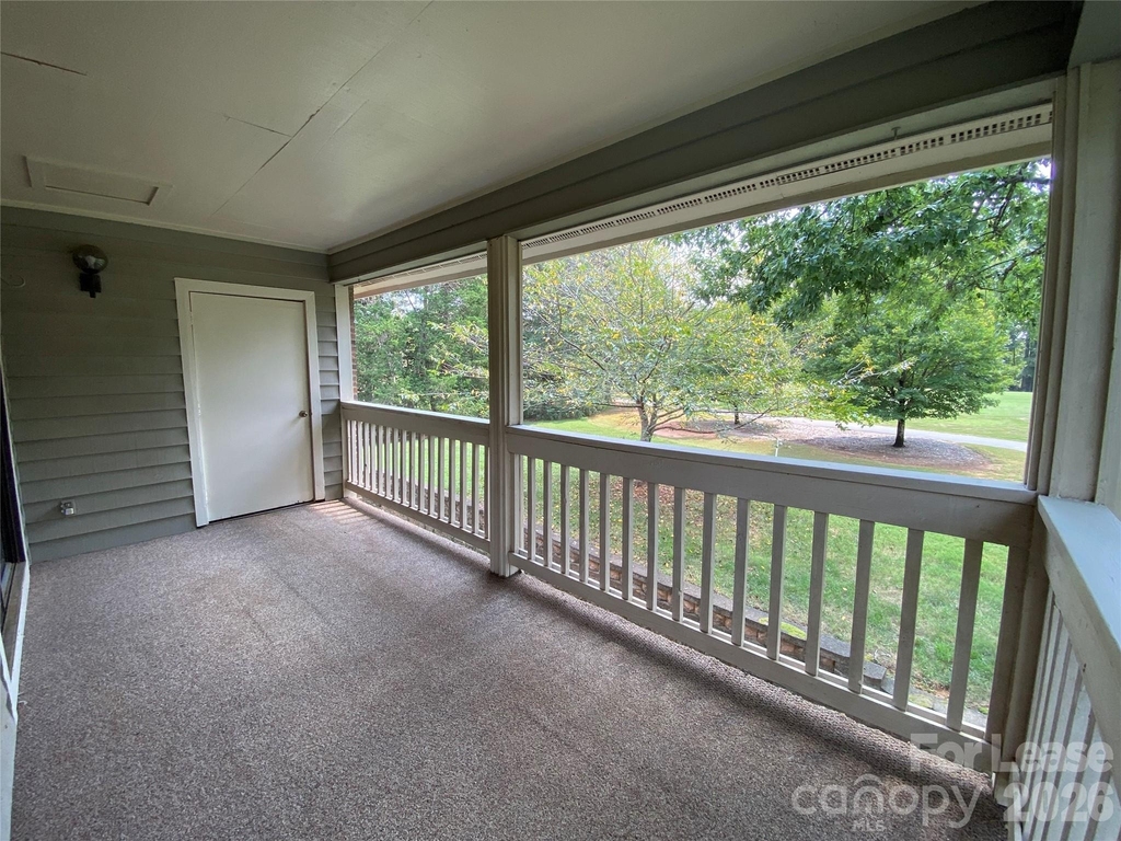 7962 Greenside Court - Photo 28