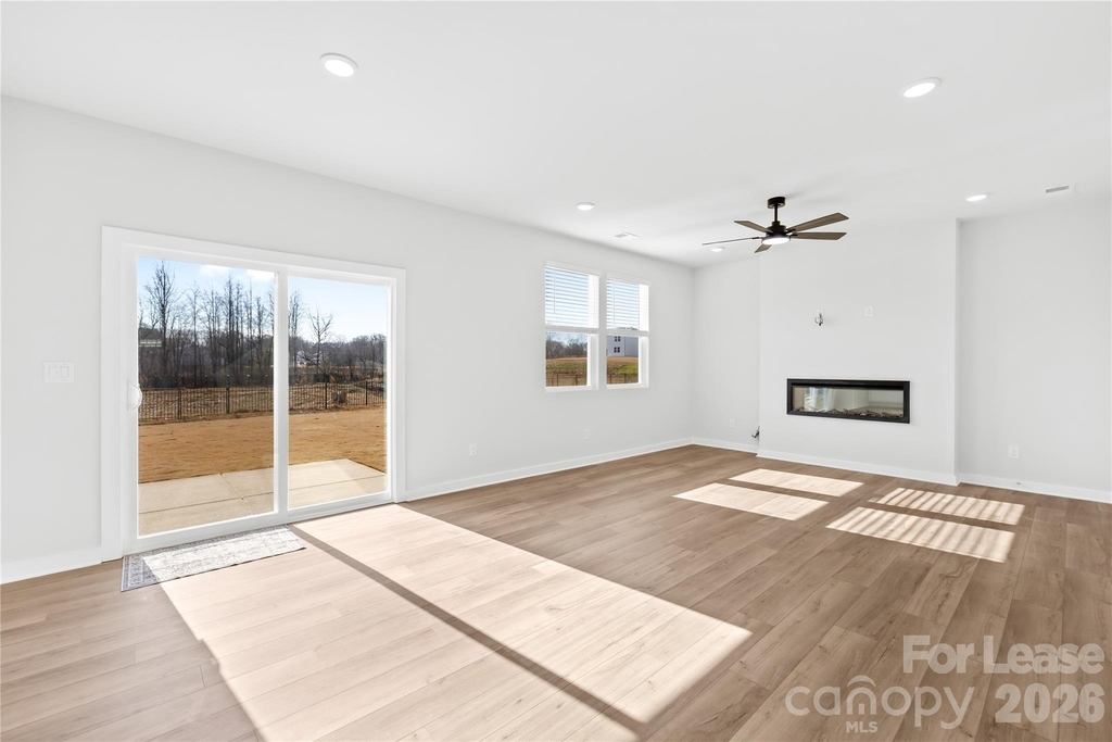 525 Mountain View Drive - Photo 6