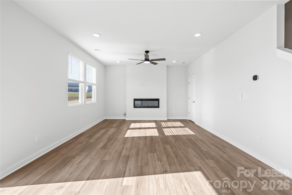 525 Mountain View Drive - Photo 5