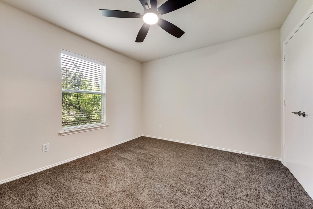 4541 Woodsboro Lane - Photo 6