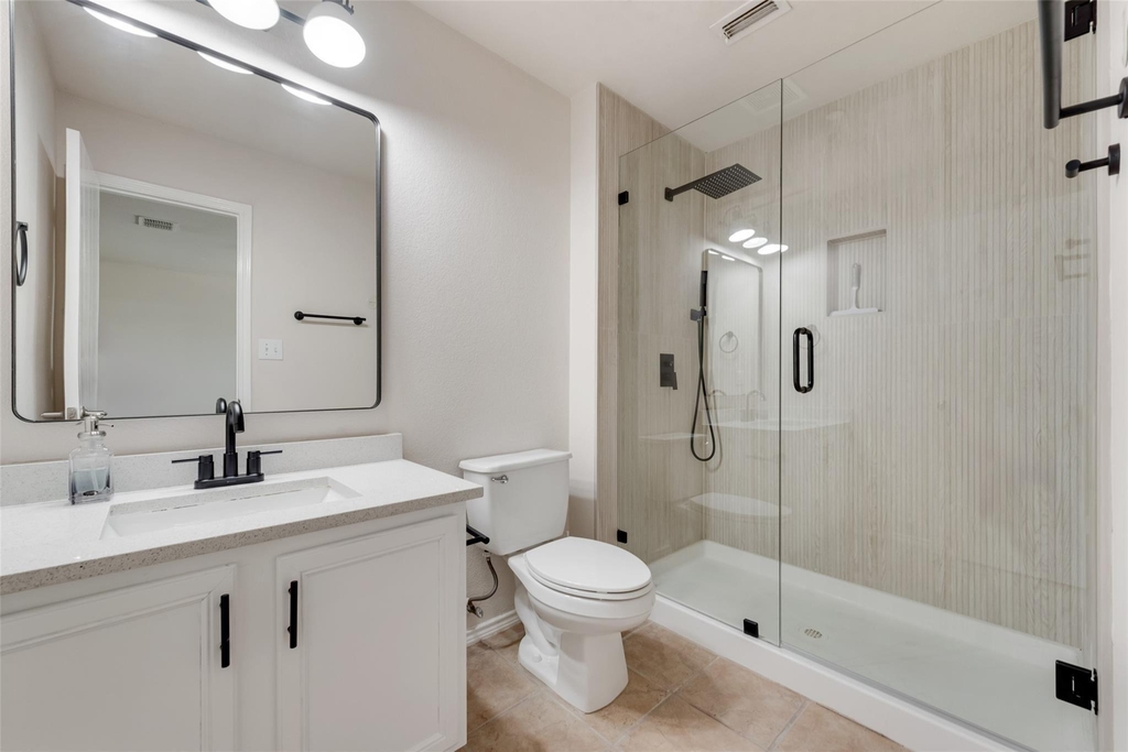 4541 Woodsboro Lane - Photo 10