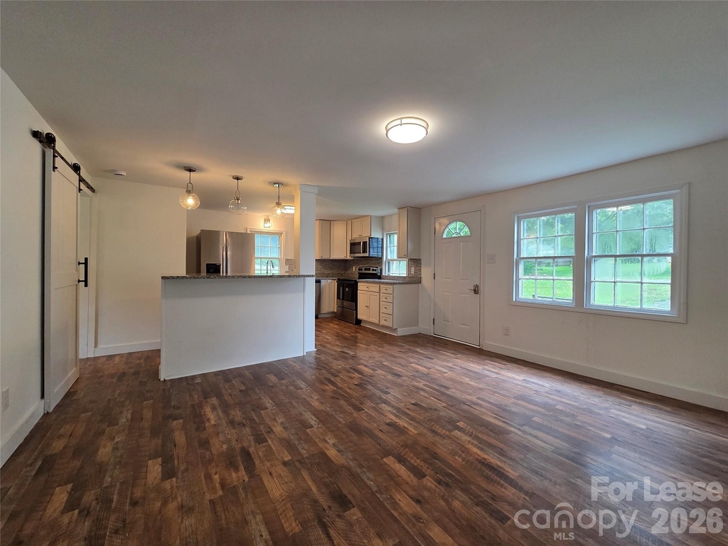 2128 Hodgin Street - Photo 3