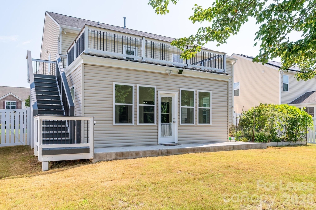 8212 Ruby Valley Road - Photo 9