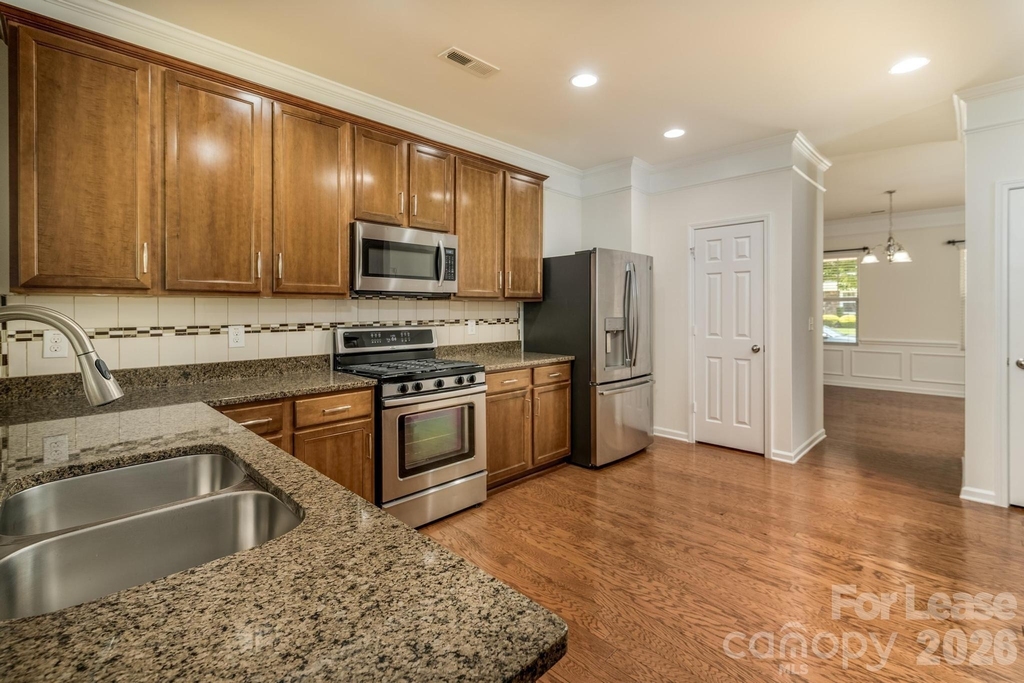 8212 Ruby Valley Road - Photo 21