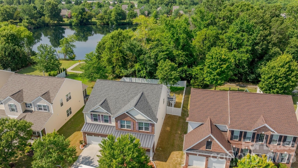 8212 Ruby Valley Road - Photo 3