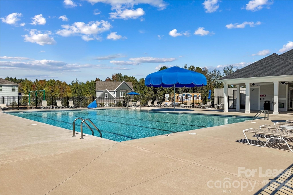 6196 Sylvan Drive - Photo 28
