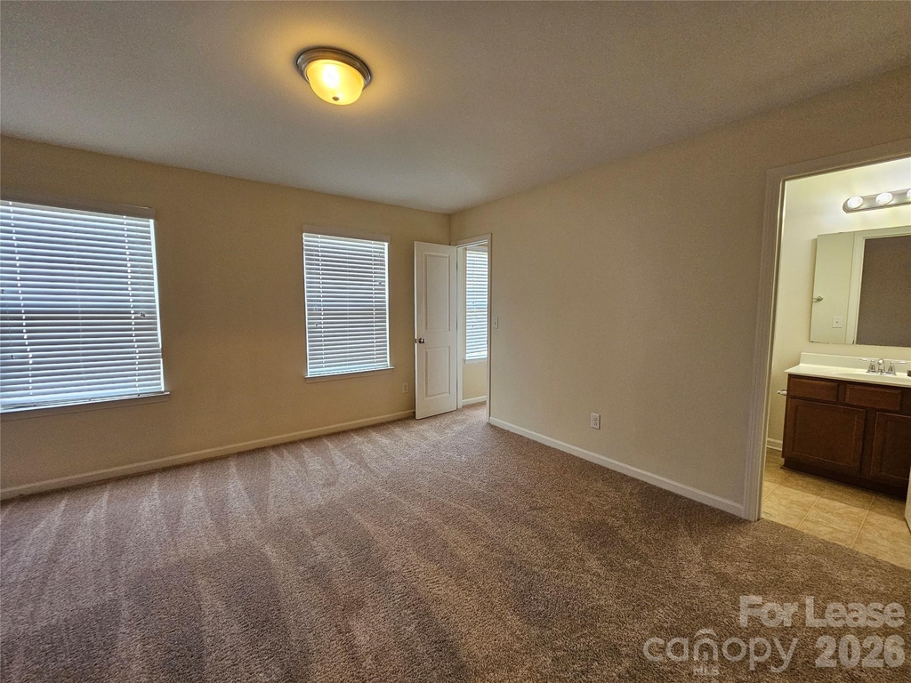 2824 Hopeton Court - Photo 9