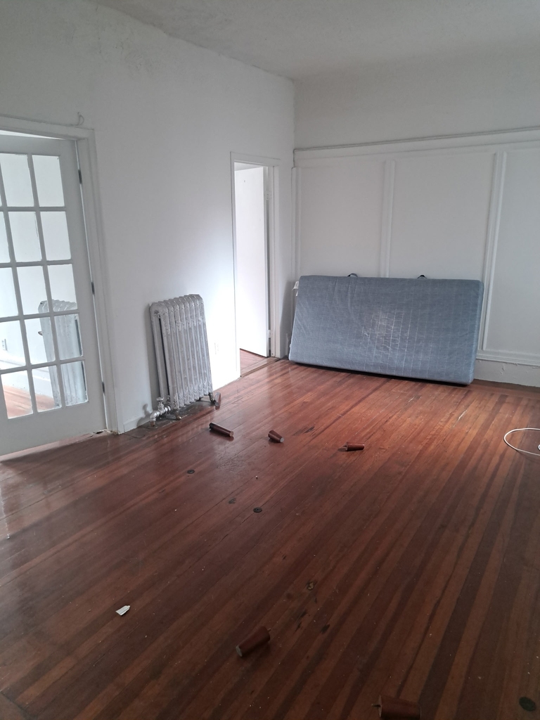 188 Claremont Avenue - Photo 3