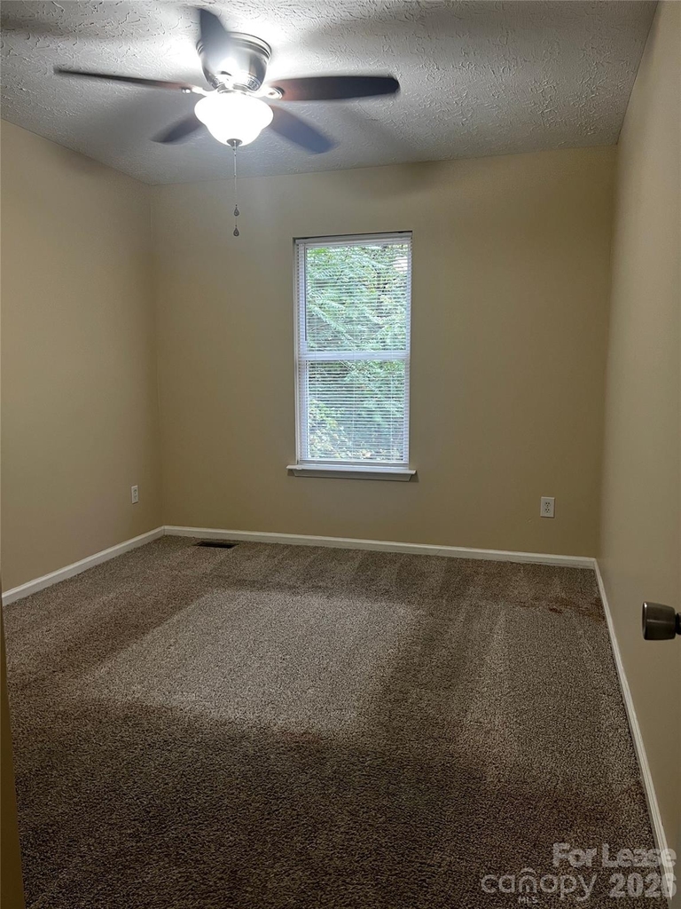 1328 Reid Street - Photo 5