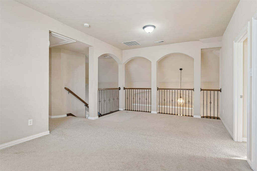 1429 Wellesley Drive - Photo 18