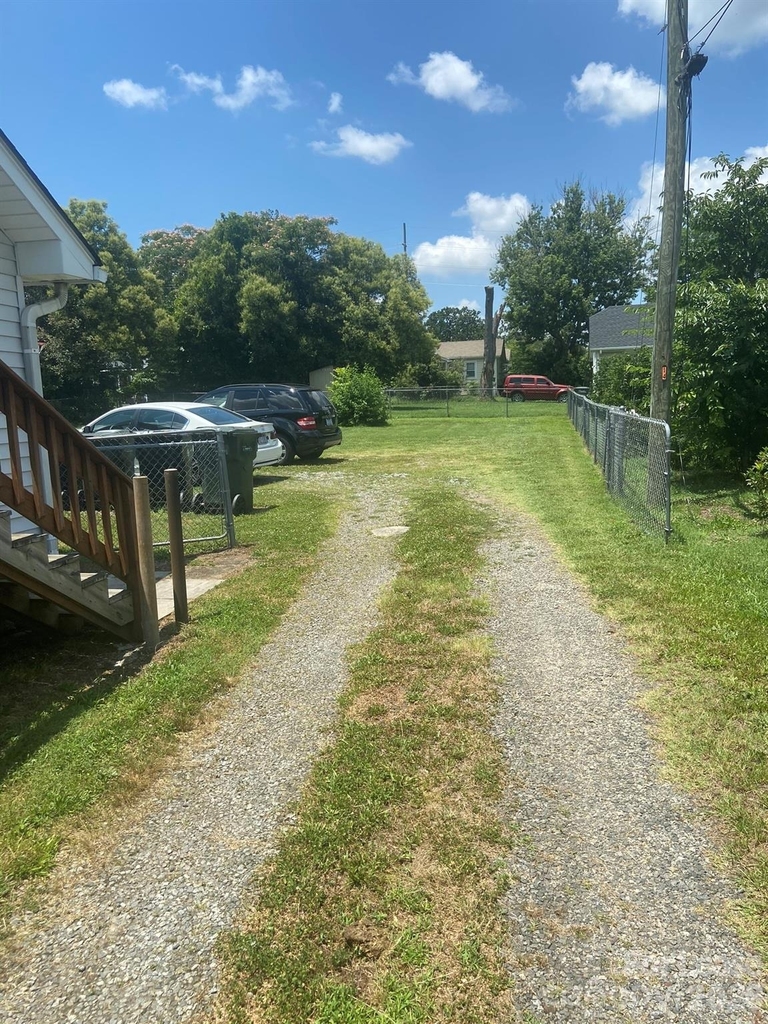 14 Douglas Avenue - Photo 10