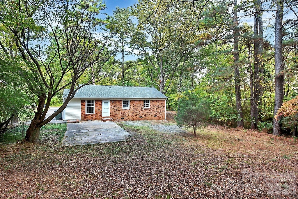 2310 Eastview Circle - Photo 26