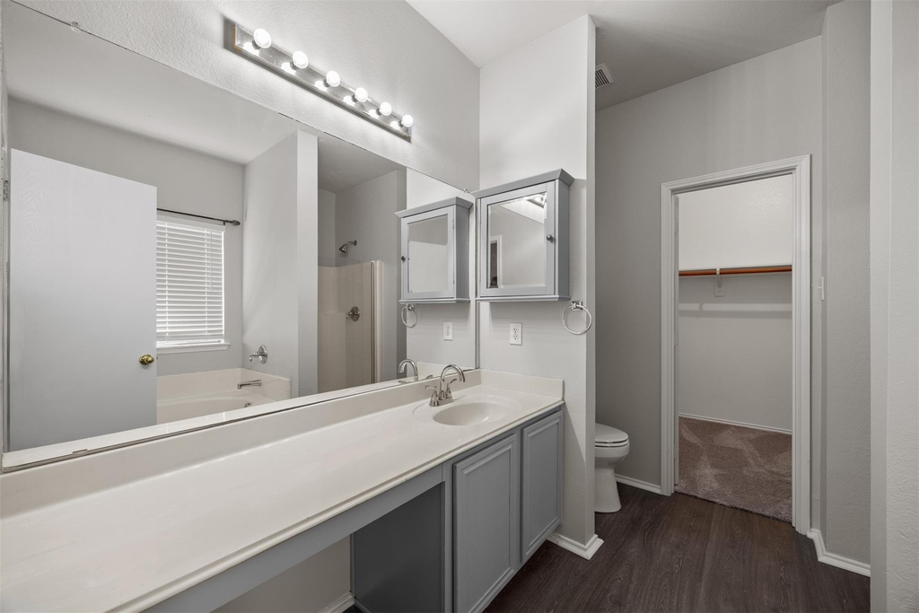 1100 Chesterfield Drive - Photo 10