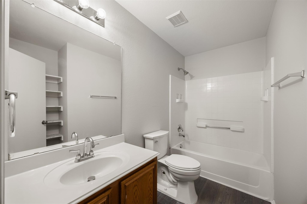1100 Chesterfield Drive - Photo 24