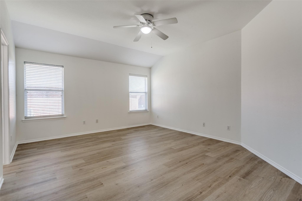 4153 Cherry Ridge Drive - Photo 19