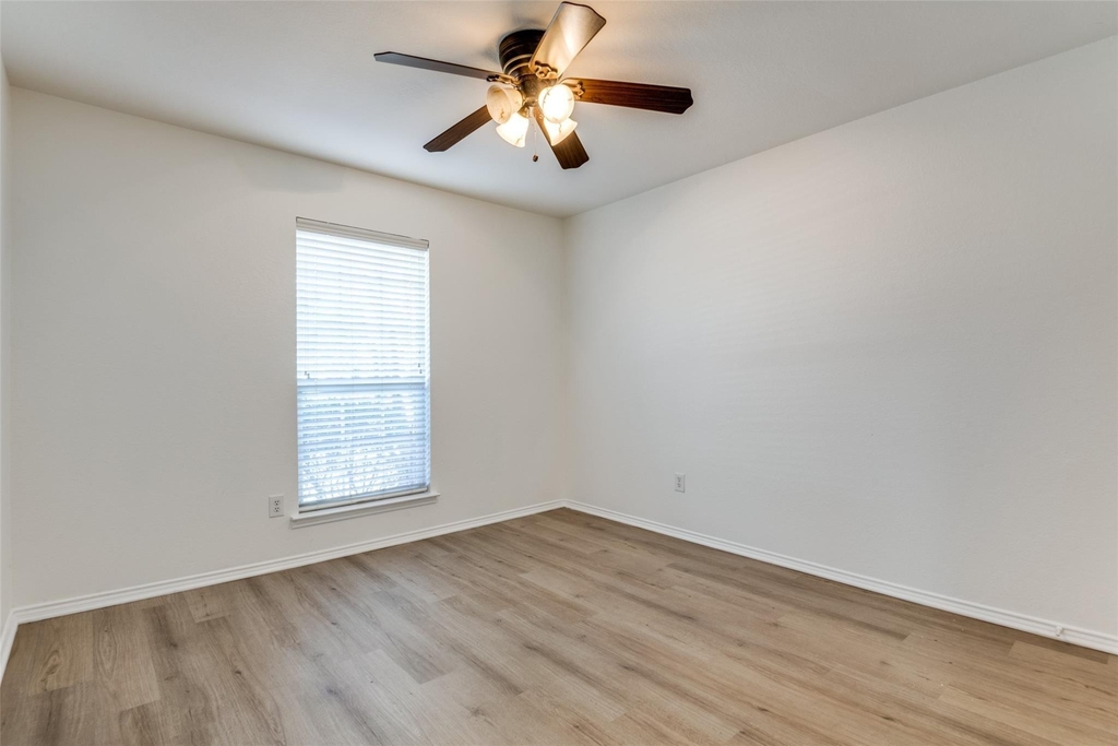 4153 Cherry Ridge Drive - Photo 13