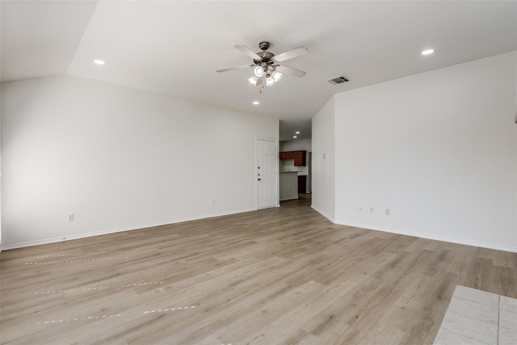 4153 Cherry Ridge Drive - Photo 11