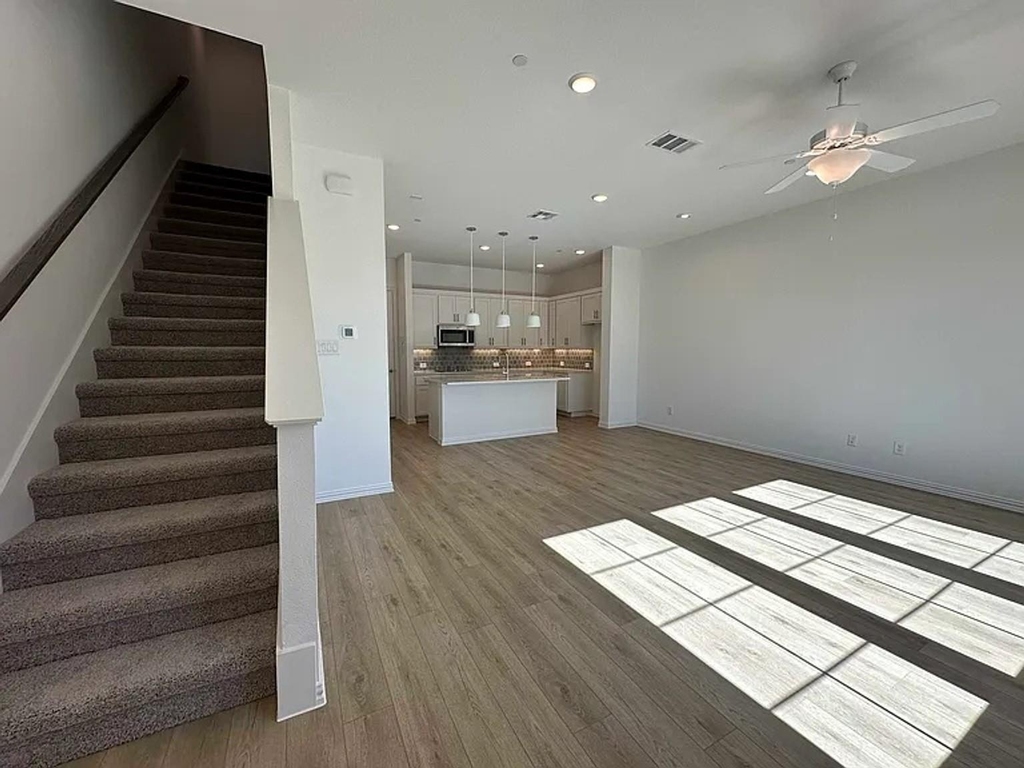 2422 Bulin Drive - Photo 2