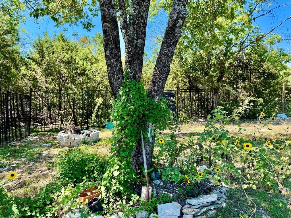 2618 Creekview Drive - Photo 30