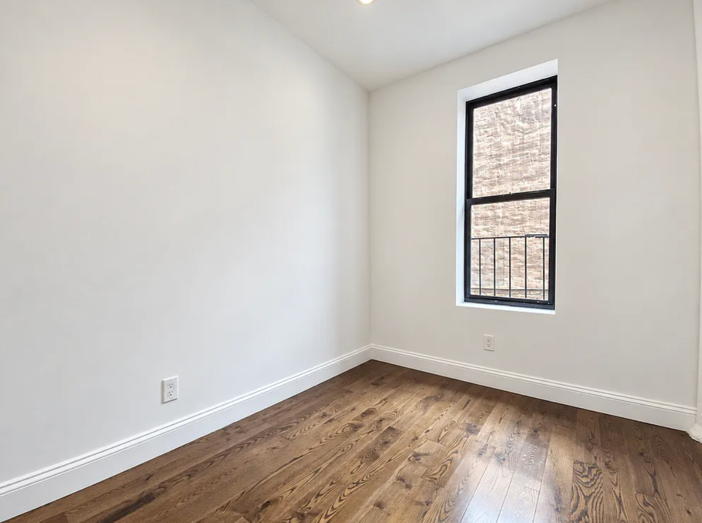 3620 Broadway - Photo 4