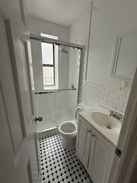 1484 Amsterdam Avenue - Photo 4