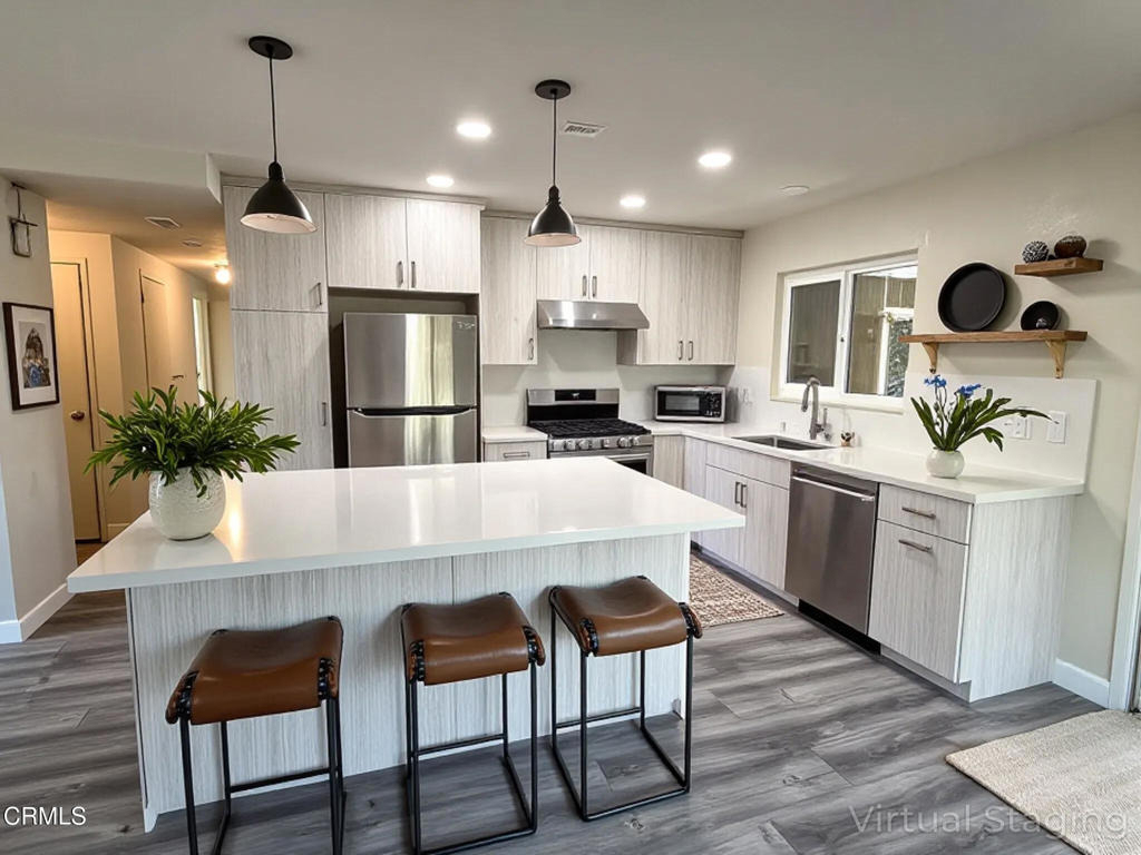 1730 W Hemlock Street - Photo 1