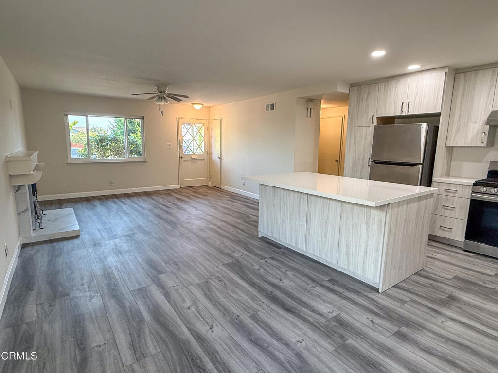 1730 W Hemlock Street - Photo 5