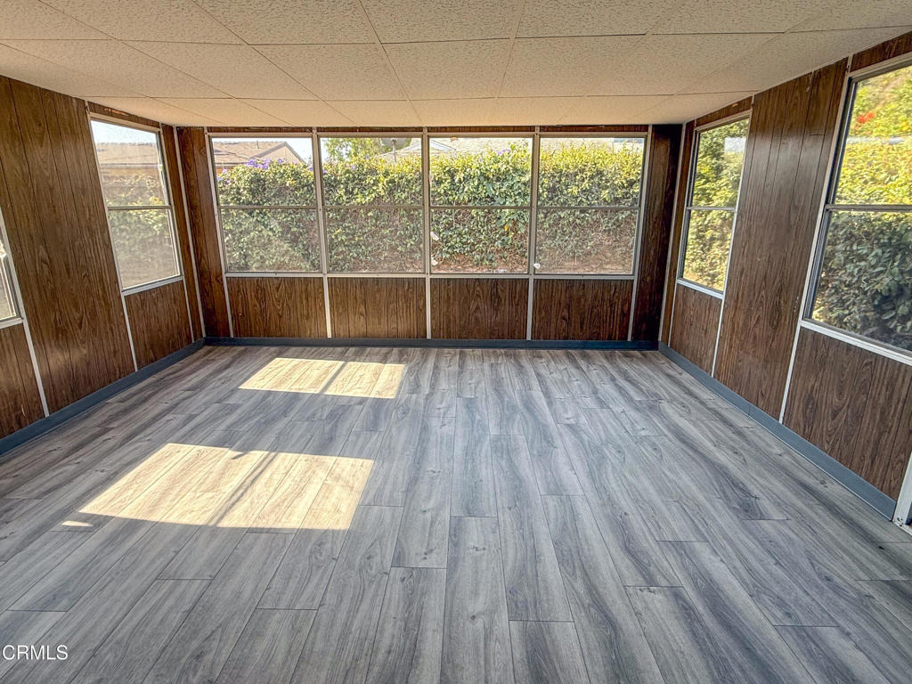 1730 W Hemlock Street - Photo 7